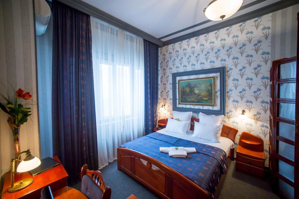 Bucharest Comfort Suites Hotel București